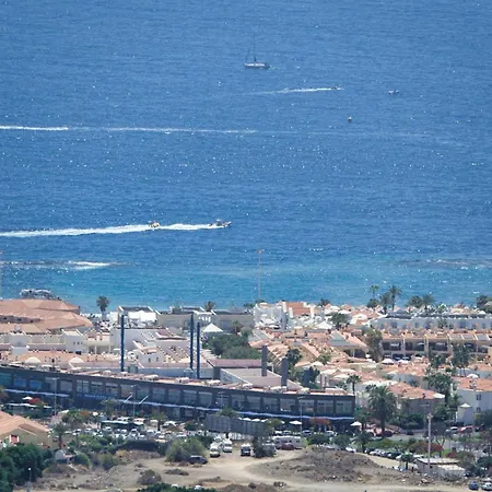 Villa Happiness With Heated Swimming Pool