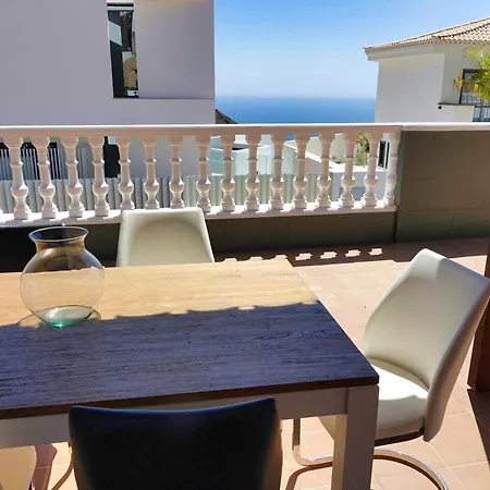 Happiness With Heated Swimming Pool Villa *