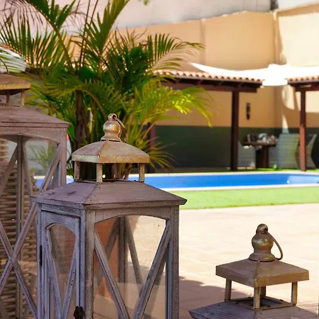 Villa Happiness With Heated Swimming Pool *