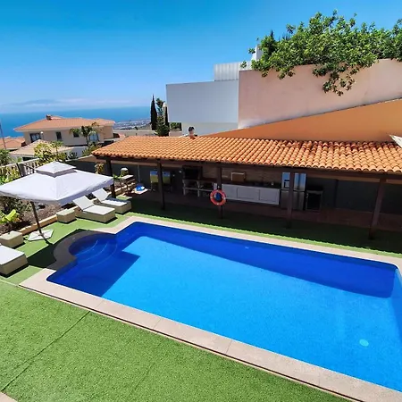 Happiness With Heated Swimming Pool Villa Costa Adeje (Tenerife)
