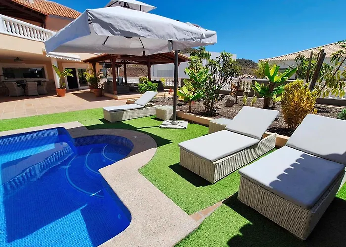 Happiness With Heated Swimming Pool *