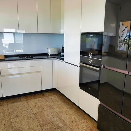 Happiness With Heated Swimming Pool Villa Costa Adeje (Tenerife)