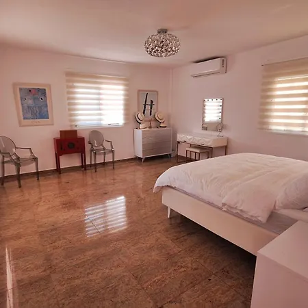 Happiness With Heated Swimming Pool Villa *