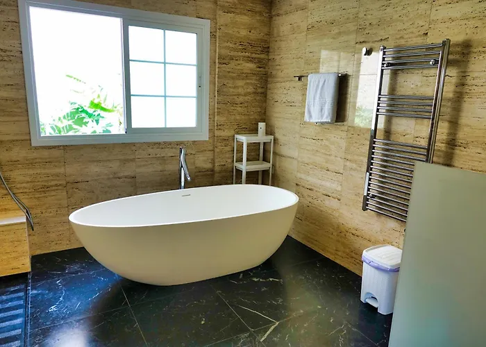 Happiness With Heated Swimming Pool Villa *