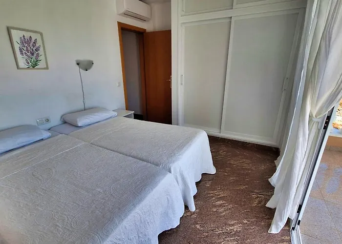 Happiness With Heated Swimming Pool Villa *